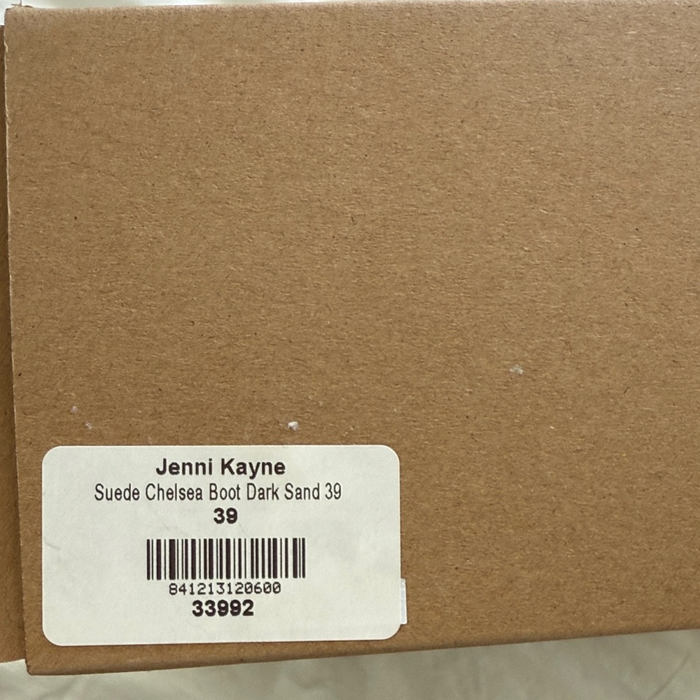 Jenni Kayne Camel Suede Chelsea Boots- like new - Picture 5 of 5